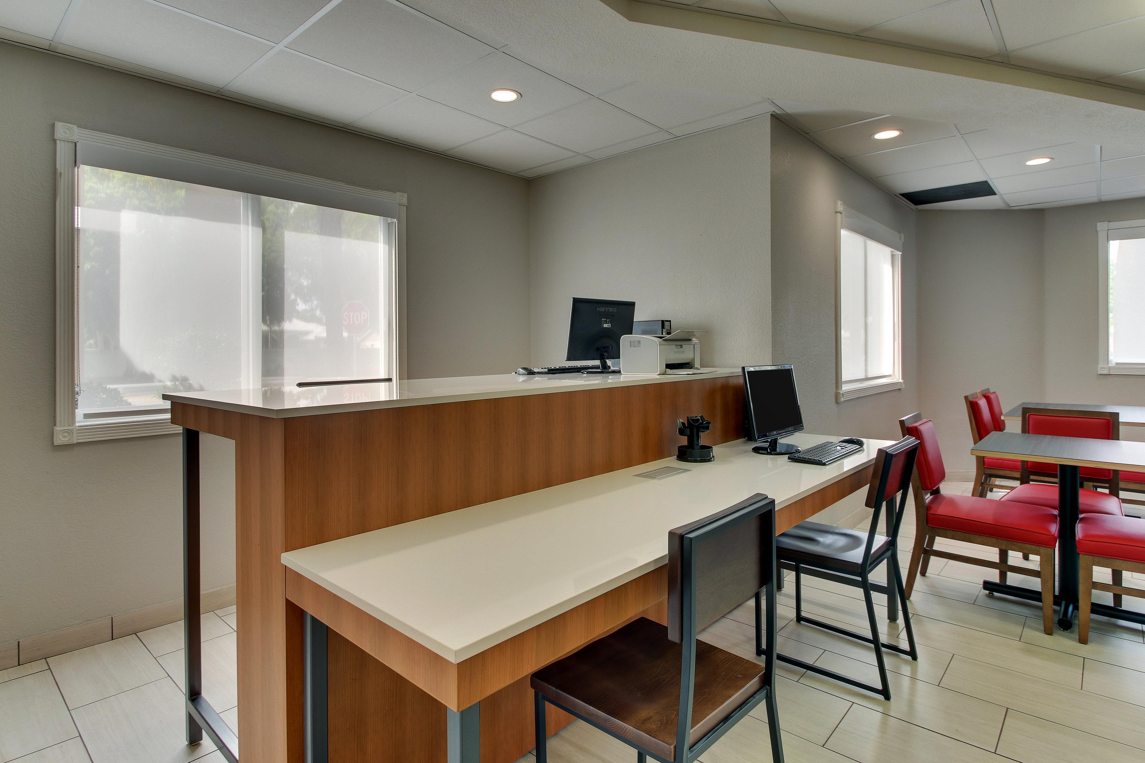 Express West Palm Metrocentre By Ihg Locanda West Palm Beach