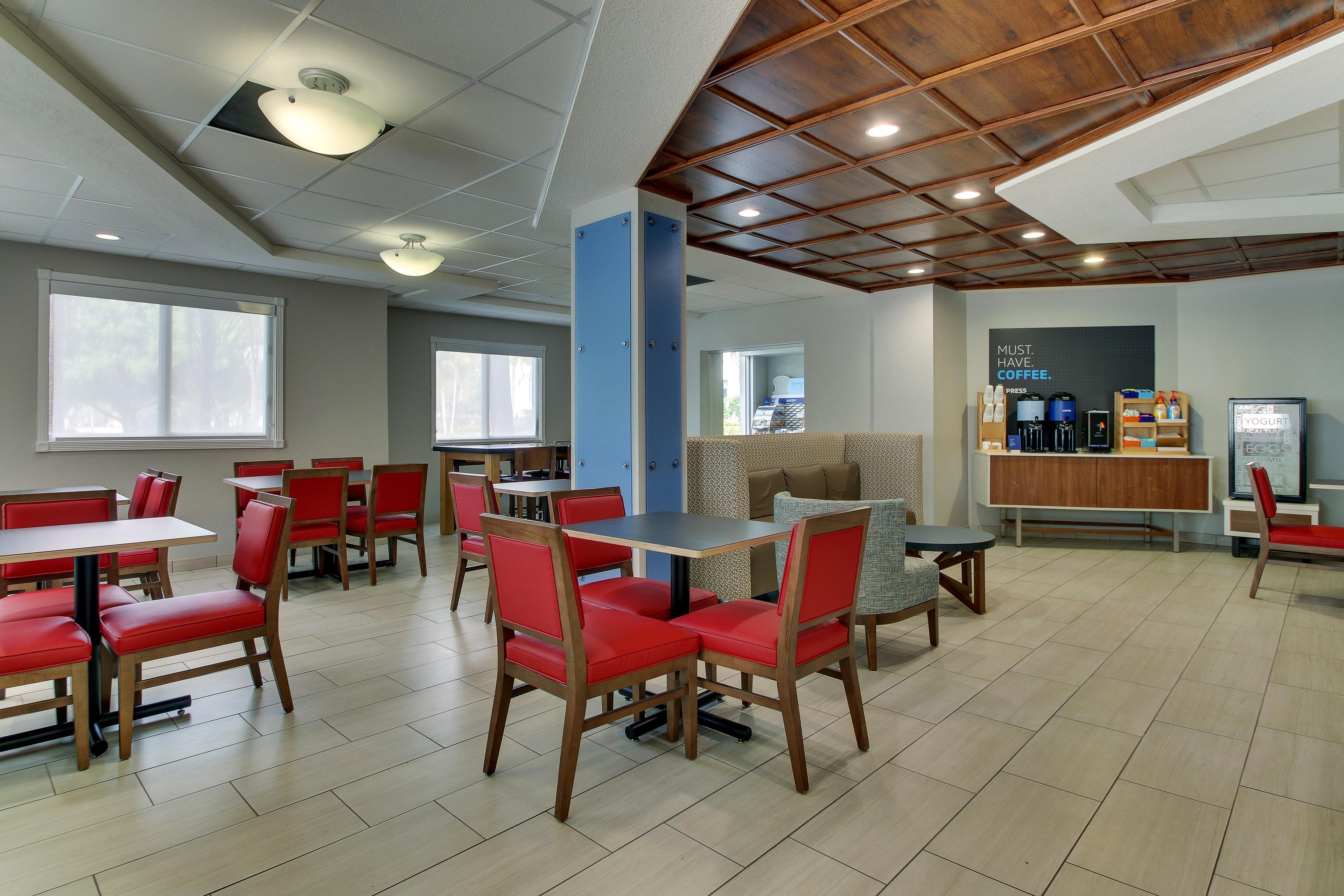 Express West Palm Metrocentre By Ihg Locanda