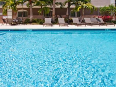 Express West Palm Metrocentre By Ihg Locanda